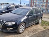 Volkswagen Passat 2010 годаүшін2 800 000 тг. в Астана – фото 2