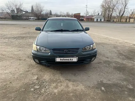 Toyota Camry Gracia 1997 года за 3 100 000 тг. в Усть-Каменогорск – фото 2