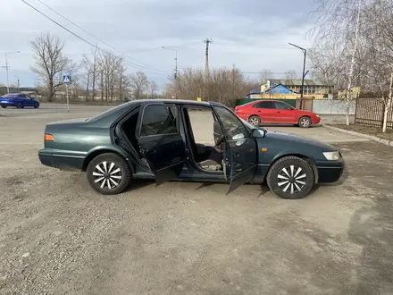 Toyota Camry Gracia 1997 года за 3 100 000 тг. в Усть-Каменогорск – фото 9