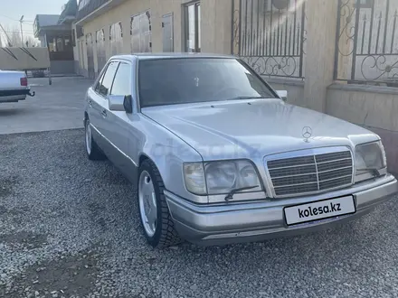 Mercedes-Benz E 320 1993 года за 3 200 000 тг. в Жаркент – фото 12