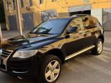 Volkswagen Touareg 2007 годаүшін8 200 000 тг. в Алматы – фото 4