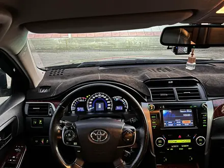 Toyota Camry 2014 года за 10 000 000 тг. в Атырау – фото 7