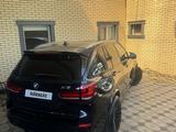 BMW X5 2015 года за 22 500 000 тг. в Алматы – фото 5