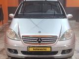 Mercedes-Benz A 200 2006 годаүшін2 600 000 тг. в Атырау – фото 3