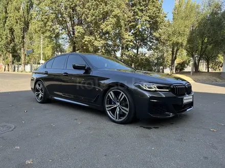 BMW 530 2020 года за 37 700 000 тг. в Алматы – фото 3