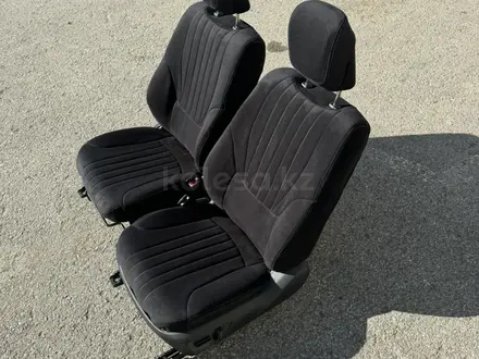 Пошив и перетяжка салона авто в Караганда – фото 23