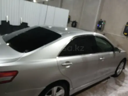 Toyota Camry 2010 года за 6 500 000 тг. в Актау – фото 4