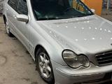 Mercedes-Benz C 180 2002 года за 1 600 000 тг. в Алматы