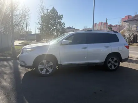 Toyota Highlander 2011 года за 10 300 000 тг. в Астана – фото 4