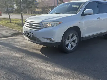 Toyota Highlander 2011 года за 10 300 000 тг. в Астана – фото 2