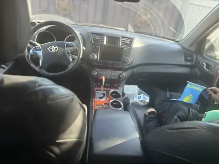 Toyota Highlander 2011 года за 10 300 000 тг. в Астана – фото 6