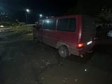 Volkswagen Caravelle 1993 годаүшін2 100 000 тг. в Караганда – фото 4