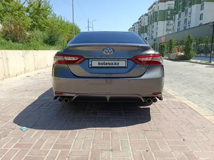 Toyota Camry 2018 года за 12 000 000 тг. в Шымкент – фото 4