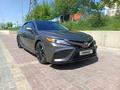 Toyota Camry 2018 года за 12 000 000 тг. в Шымкент – фото 26