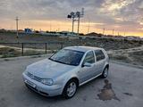Volkswagen Golf 1998 года за 1 200 000 тг. в Актау – фото 2