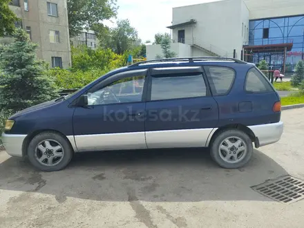 Toyota Ipsum 1997 года за 2 600 000 тг. в Алматы – фото 8