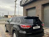 Toyota Highlander 2015 года за 13 700 000 тг. в Атырау – фото 3