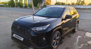 Toyota RAV4 2020 года за 14 500 000 тг. в Семей