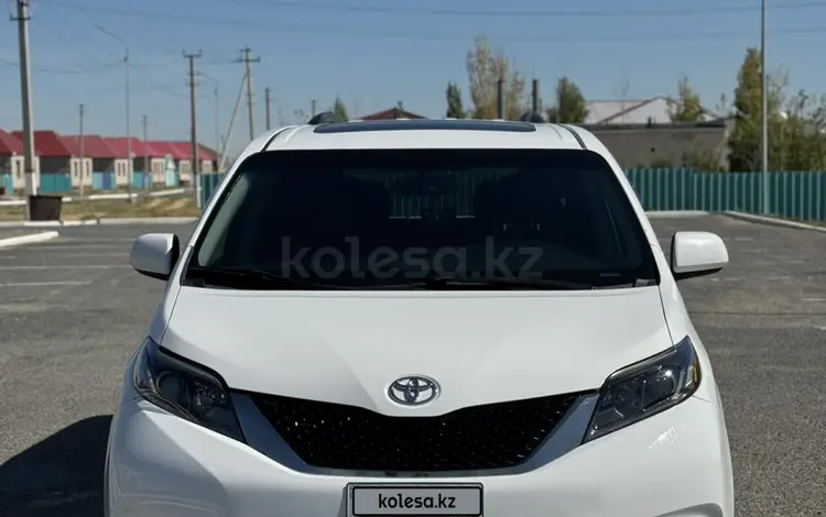 Toyota Sienna 2016 годаfor10 000 000 тг. в Кызылорда