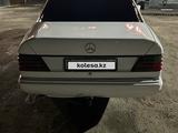 Mercedes-Benz E 230 1990 годаүшін1 300 000 тг. в Жаркент – фото 2