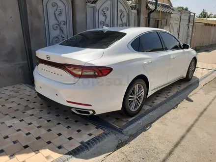 Hyundai Grandeur 2018 года за 11 000 000 тг. в Шымкент – фото 4