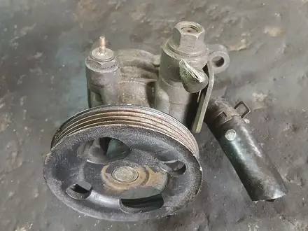 Насос гур за 15 000 тг. в Алматы