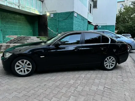 BMW 325 2008 года за 3 500 000 тг. в Астана