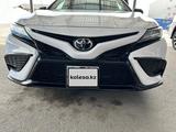 Toyota Camry 2021 года за 11 700 000 тг. в Шымкент – фото 4