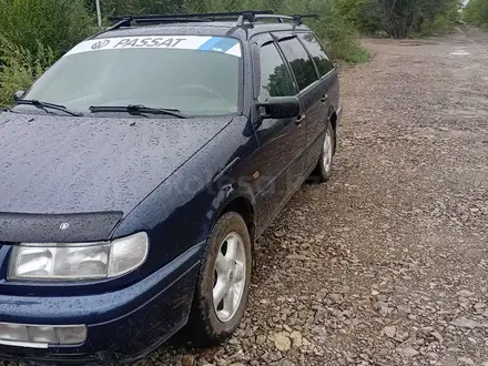 Volkswagen Passat 1994 года за 2 250 000 тг. в Семей – фото 4