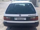 Volkswagen Passat 1992 года за 1 650 000 тг. в Шымкент – фото 4