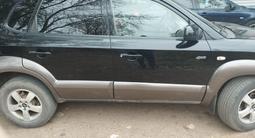 Hyundai Tucson 2006 года за 4 000 000 тг. в Уральск – фото 2