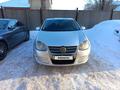 Volkswagen Jetta 2005 годаүшін2 500 000 тг. в Астана – фото 2