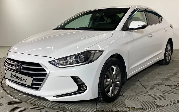 Hyundai Elantra 2018 годаүшін7 900 000 тг. в Алматы