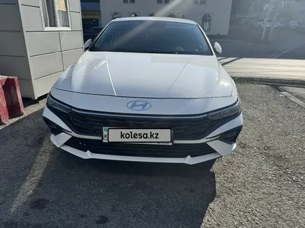 Hyundai Elantra 2023 года за 12 000 000 тг. в Шымкент