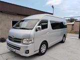 Toyota Hiace 2011 года за 11 000 000 тг. в Тараз