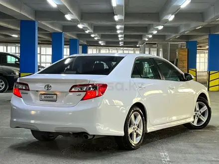 Toyota Camry 2014 года за 8 900 000 тг. в Караганда – фото 24