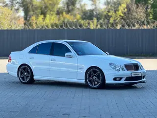Mercedes-Benz E-Class, 2004