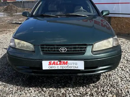 Toyota Camry 1999 года за 2 800 000 тг. в Петропавловск