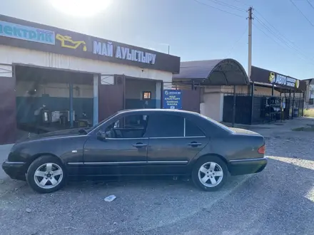 Mercedes-Benz E 230 1995 года за 2 000 000 тг. в Шымкент – фото 7
