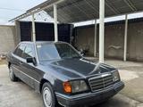 Mercedes-Benz E 200 1993 года за 1 500 000 тг. в Шымкент