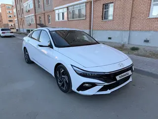 Hyundai Elantra, 2023