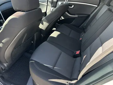 Hyundai i30 2015 года за 5 300 000 тг. в Атырау – фото 9