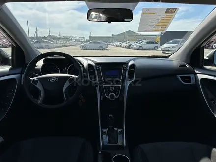 Hyundai i30 2015 года за 5 300 000 тг. в Атырау – фото 8