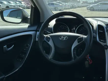 Hyundai i30 2015 года за 5 300 000 тг. в Атырау – фото 7