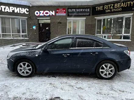 Chevrolet Cruze 2010 года за 4 000 000 тг. в Астана – фото 2