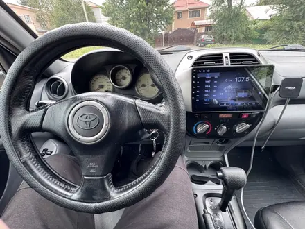 Toyota RAV4 2001 года за 5 200 000 тг. в Алматы – фото 32