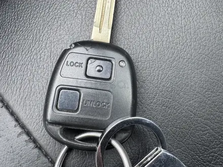 Toyota RAV4 2001 года за 5 200 000 тг. в Алматы – фото 39