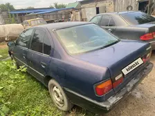 Nissan Primera, 1992