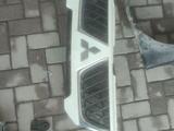 Решетку радиатора монтеро спорт натива за 55 000 тг. в Алматы