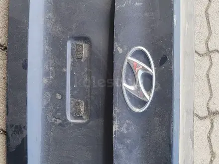 Крышка багажника на hyundai avanta оригинал за 10 000 тг. в Шымкент